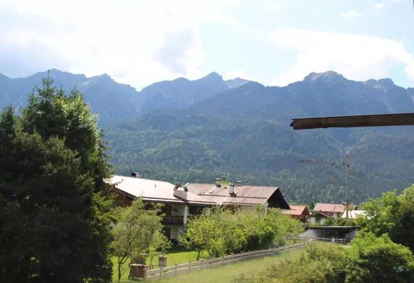 Majatalo Gästehaus Zunterer