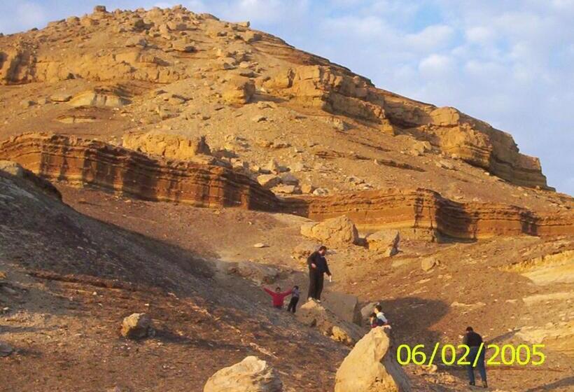 Western Desert Hotel & Safari