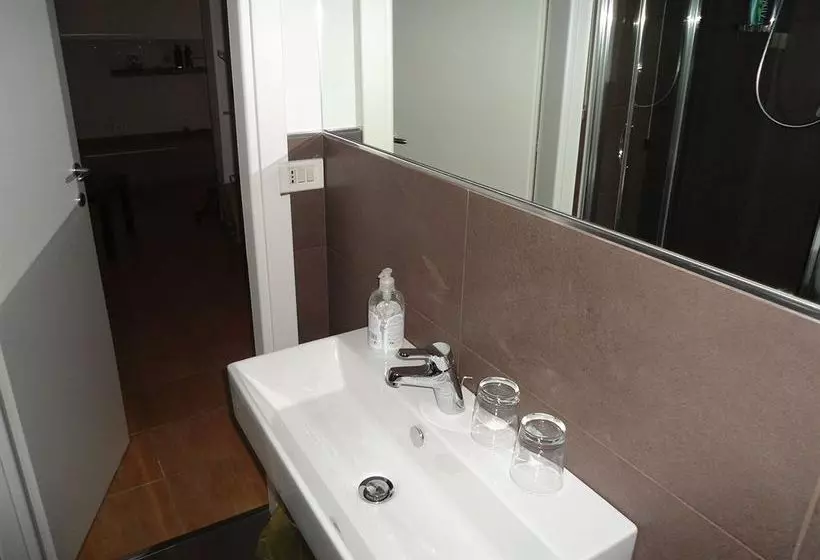 ベッドアンドブレックファースト Altobelli