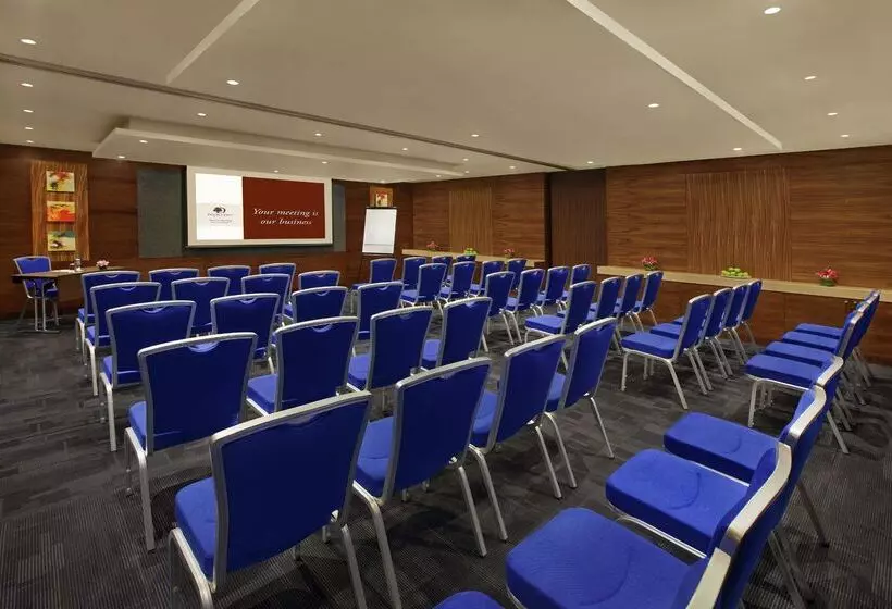 Doubletree By Hilton Hotel & Residences Dubai Al Barsha