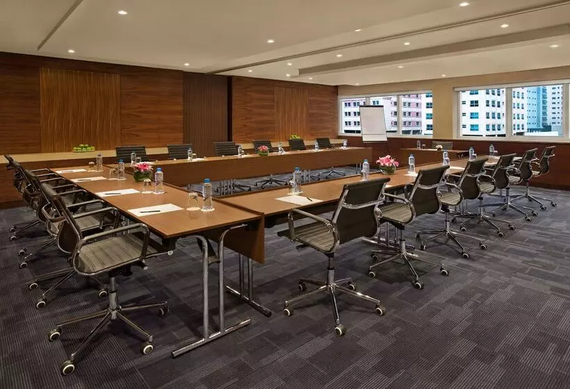 Doubletree By Hilton Hotel & Residences Dubai Al Barsha