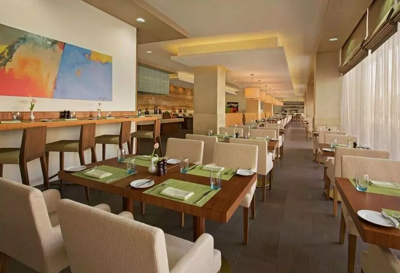 Doubletree By Hilton Hotel & Residences Dubai Al Barsha
