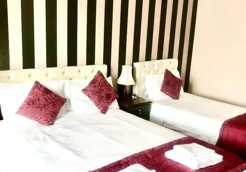 مسافرخانه Dalry Guesthouse