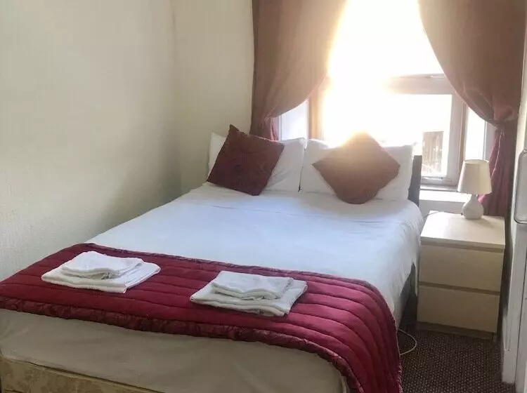 مسافرخانه Dalry Guesthouse