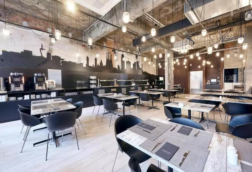 בית מלון כפרי Catalonia Berlin Mitte