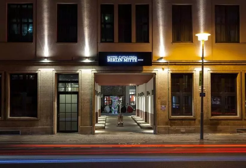 בית מלון כפרי Catalonia Berlin Mitte
