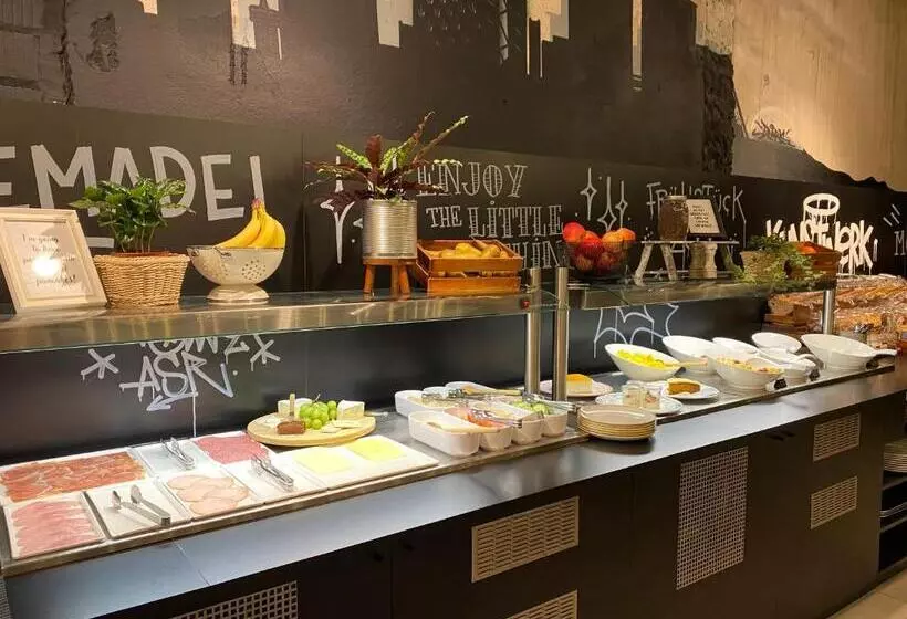 בית מלון כפרי Catalonia Berlin Mitte