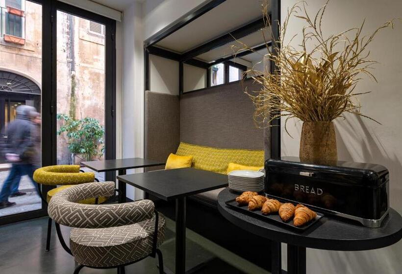 בית מלון כפרי Coronari Palace