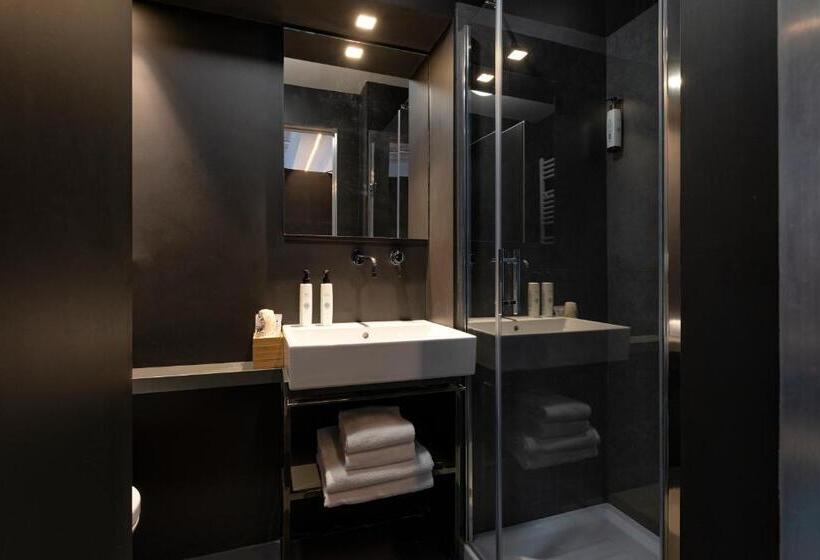 בית מלון כפרי Coronari Palace