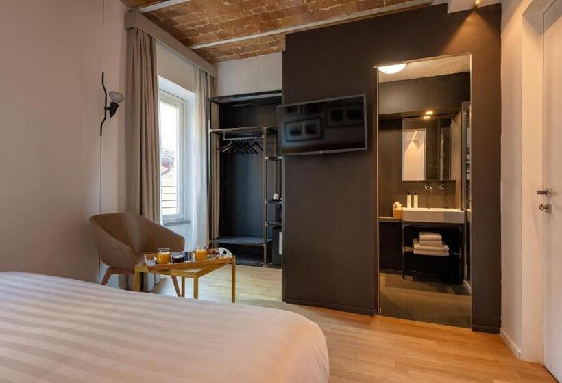 בית מלון כפרי Coronari Palace