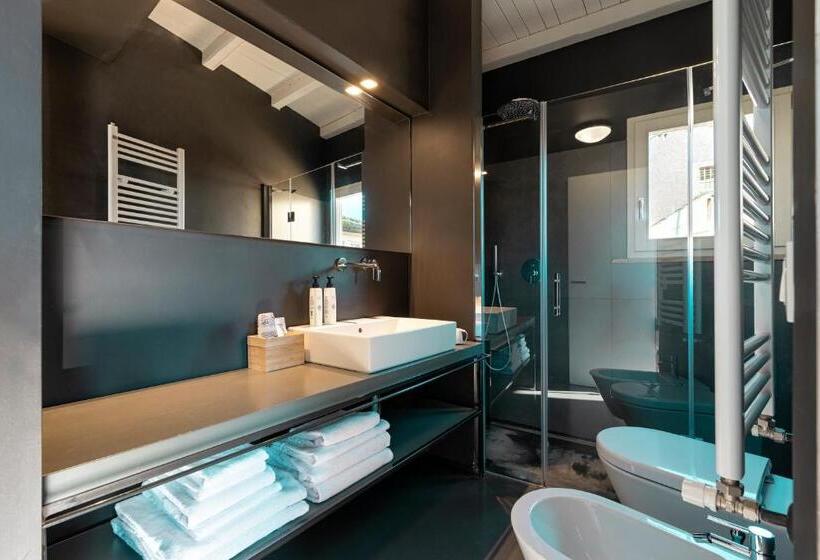 בית מלון כפרי Coronari Palace