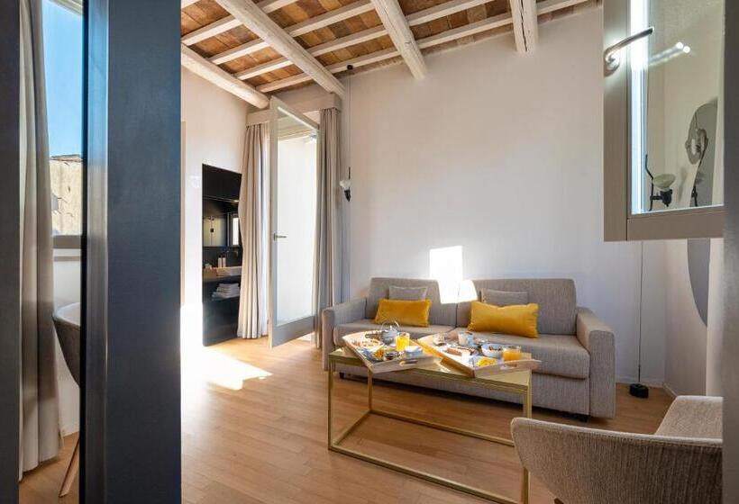 בית מלון כפרי Coronari Palace