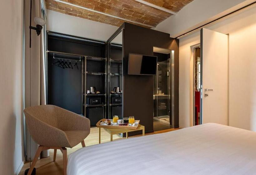 בית מלון כפרי Coronari Palace