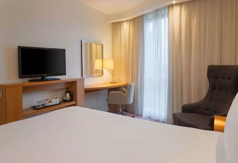 Hotel Hampton By Hilton London Waterloo