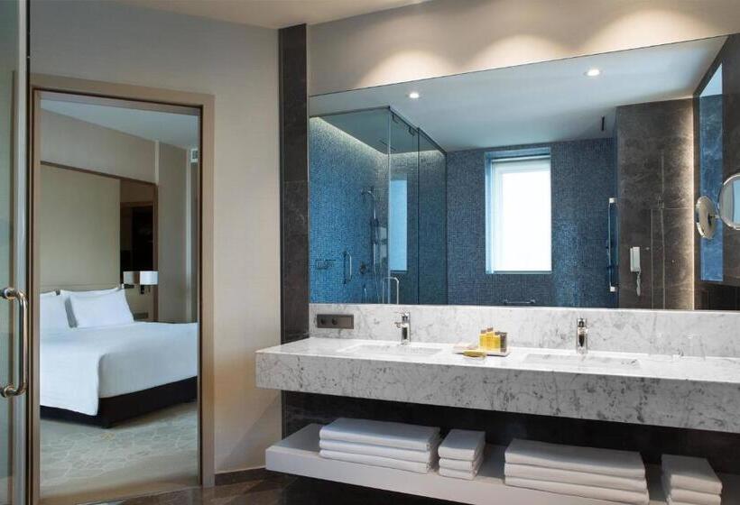 Istanbul Marriott Hotel Sisli
