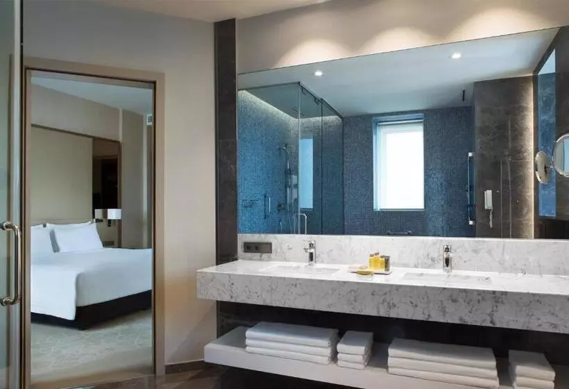 Istanbul Marriott Hotel Sisli