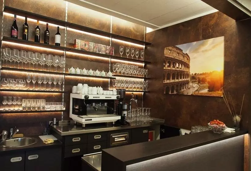 Hotelli Kolping  Casa Domitilla