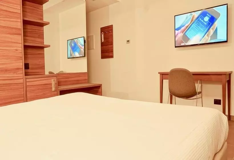 Hotelli Kolping  Casa Domitilla