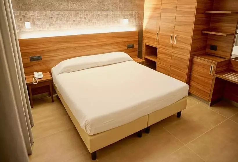 Hotelli Kolping  Casa Domitilla