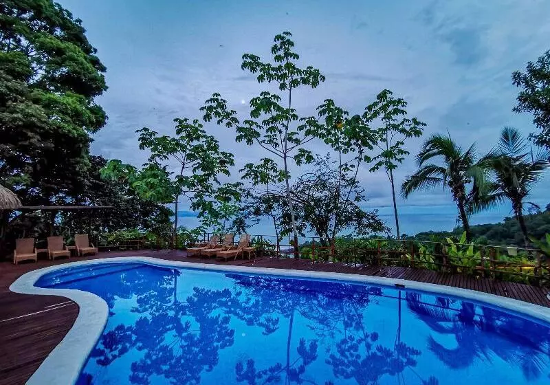 هتل Lapa Rios Lodge By Böëna