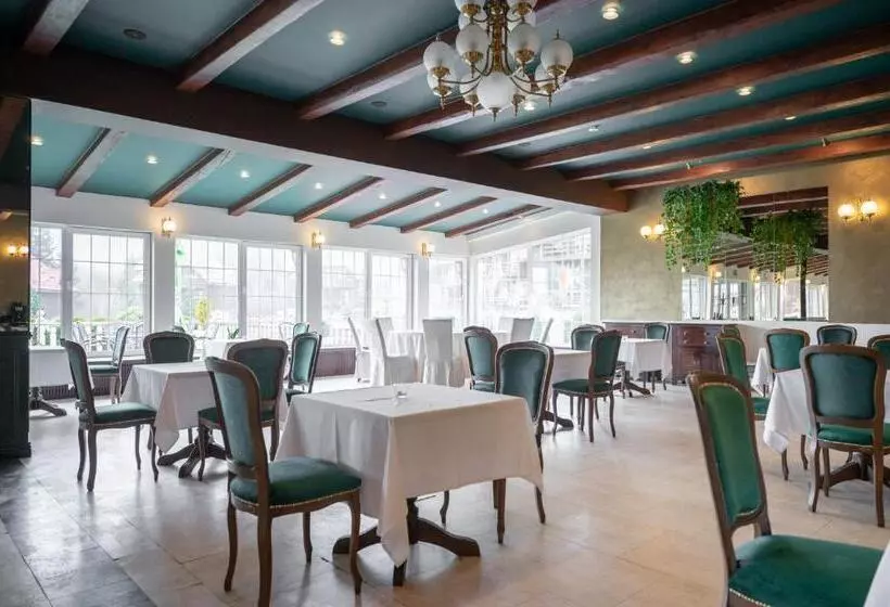 בית מלון כפרי Monterai Resort