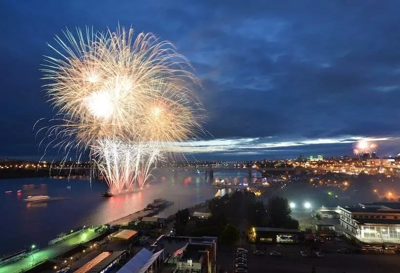 ホテル River Park