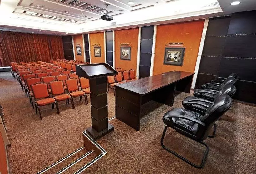 ホテル River Park