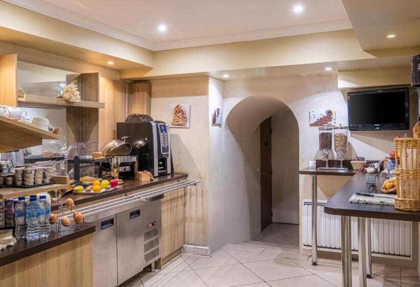 هتل Hôtel 85 Saint Honore