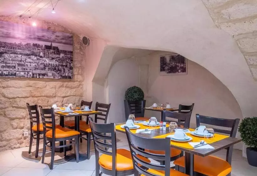 ホテル Hôtel 85 Saint Honore