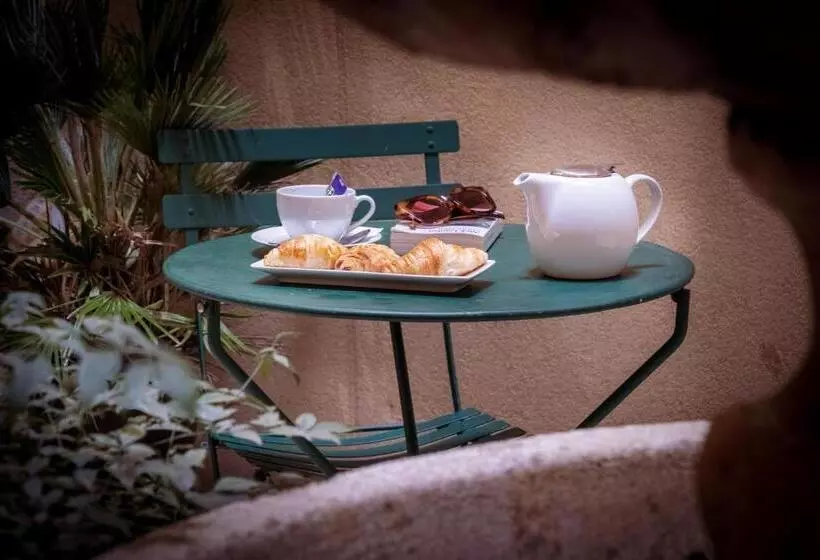 ホテル Hôtel 85 Saint Honore