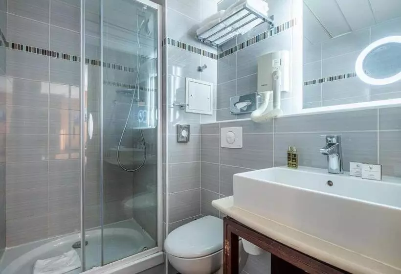 ホテル Hôtel 85 Saint Honore