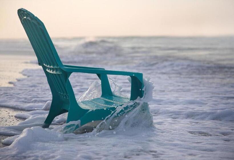 호텔 Oceanfront Litchfield Inn