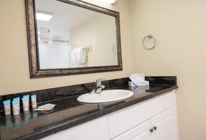 호텔 Oceanfront Litchfield Inn