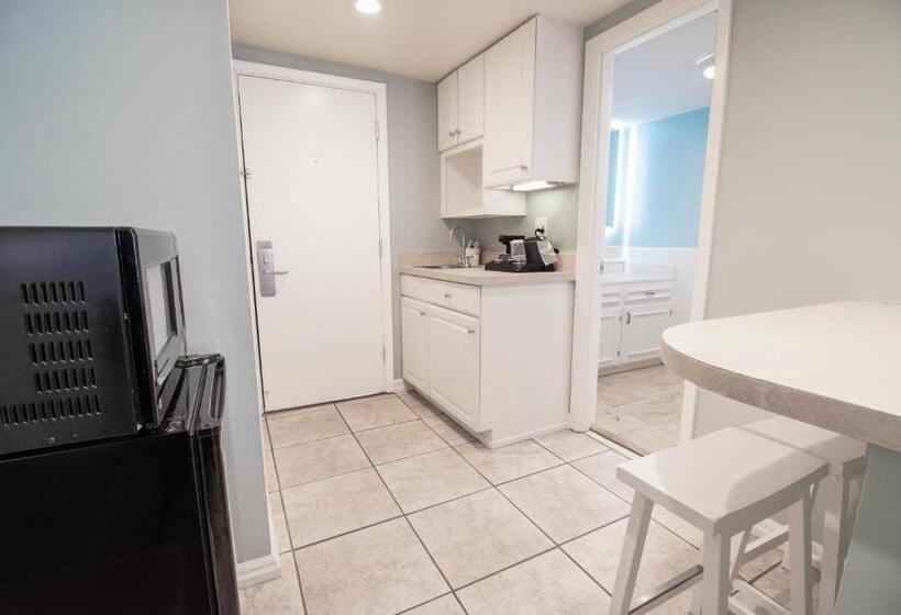 호텔 Oceanfront Litchfield Inn