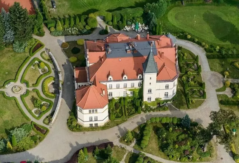 Pałac Brzeźno Spa & Golf