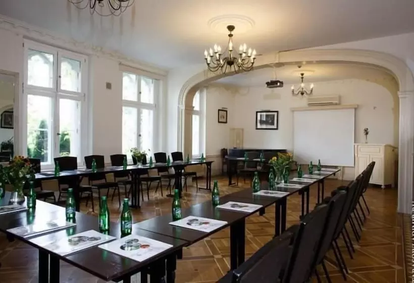 Pałac Brzeźno Spa & Golf