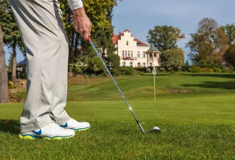 Pałac Brzeźno Spa & Golf