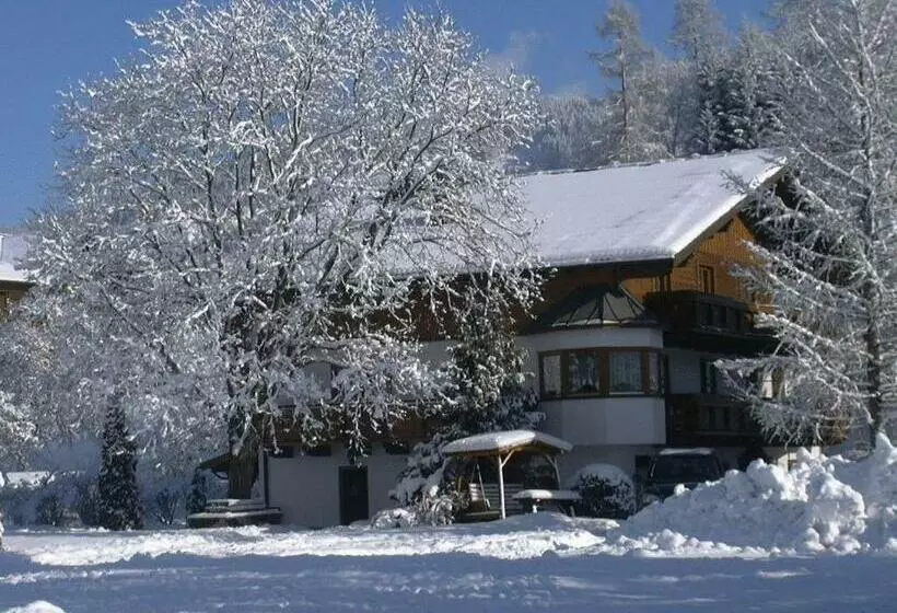 ペンション Gästehaus Kastenhof