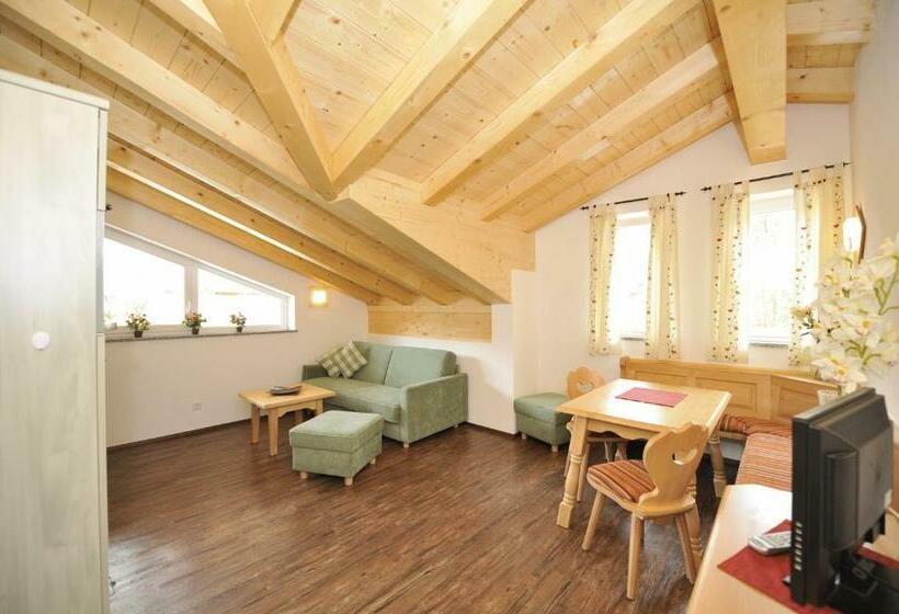 بنسيون Gästehaus Kastenhof