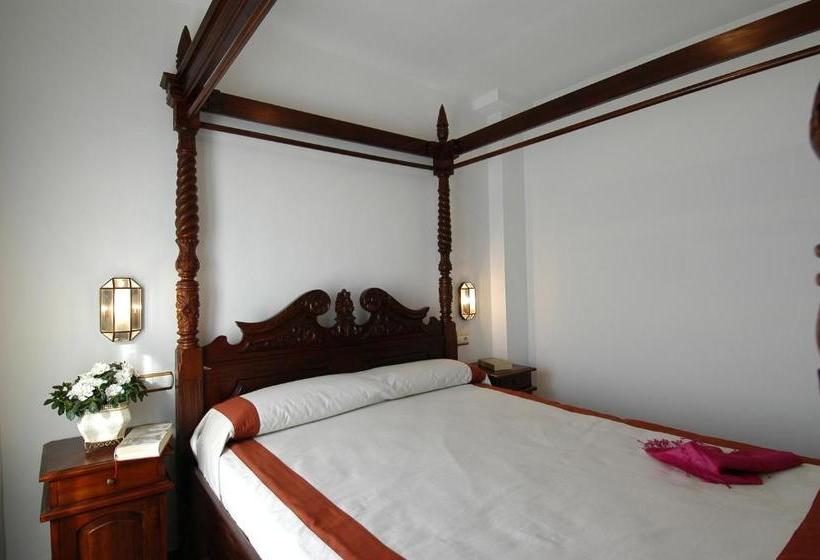 Apartamentos El Tranco Del Mar