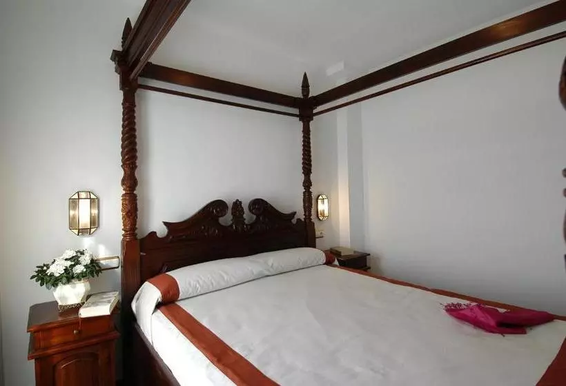 Apartamentos El Tranco Del Mar