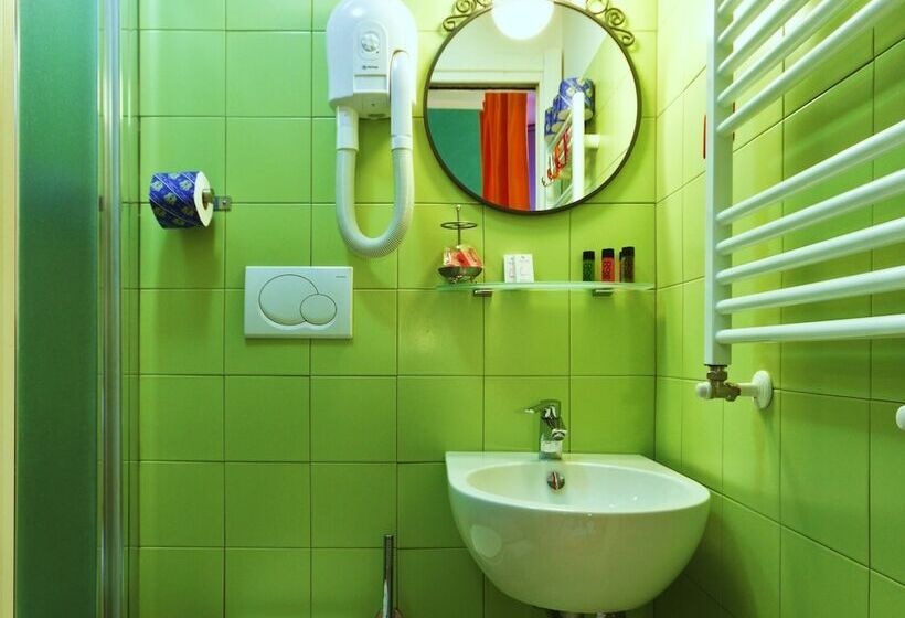 Nocleg ze śniadaniem Dream Station