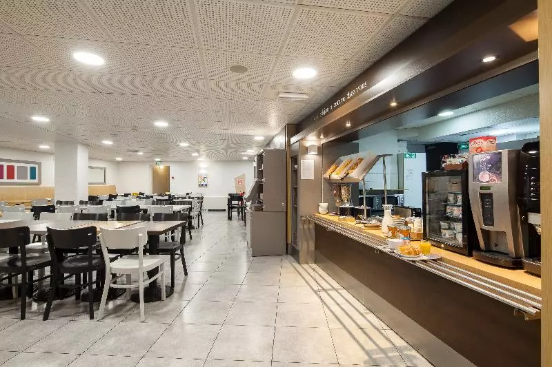 B&b Hotel Paris Porte De La Villette