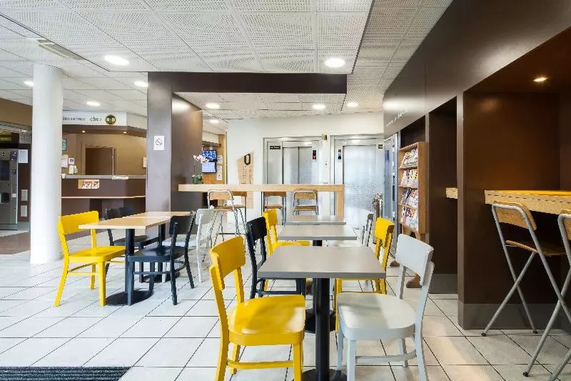 B&b Hotel Paris Porte De La Villette