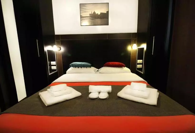 تختخواب و صبحانه Guest House Della Valle Roma