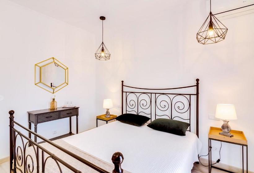 Quinta Almargem Lusitano Farm House