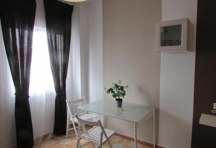 客栈  El Manantial