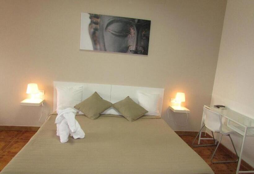 客栈  El Manantial