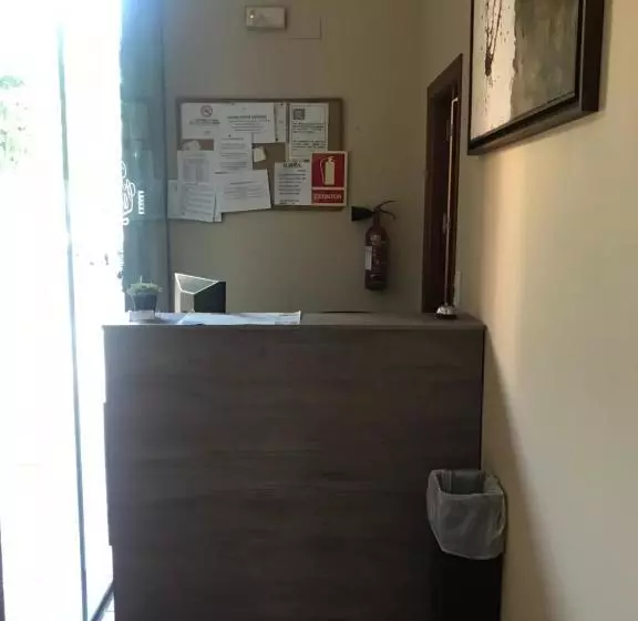 Hostal Puerta Carmona