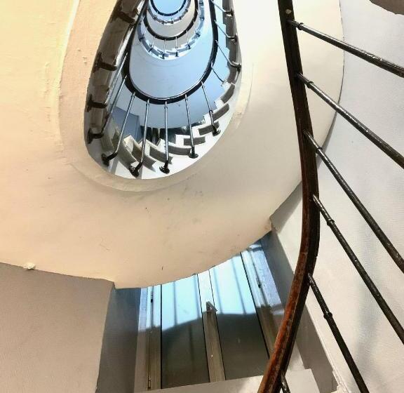 ホテル Des Andelys